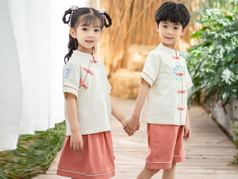 时尚校服定做